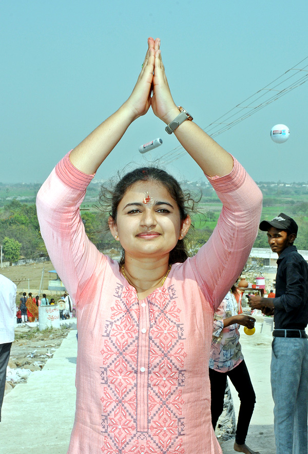 Huge Devotees Rush at Peddagattu Lingamanthula Swamy Jatara - Sakshi27