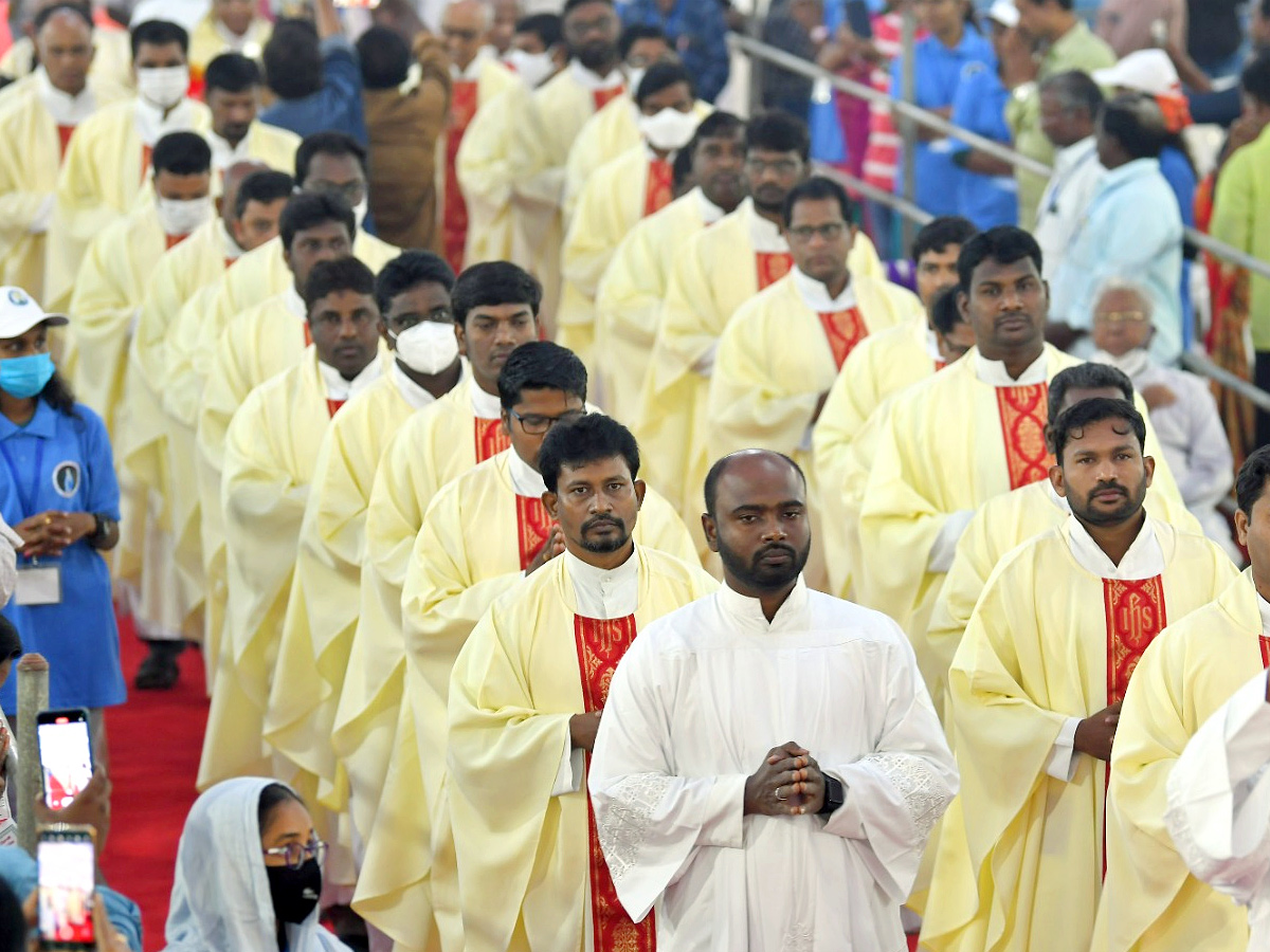 Gunadala Mary Matha festival Photos - Sakshi3