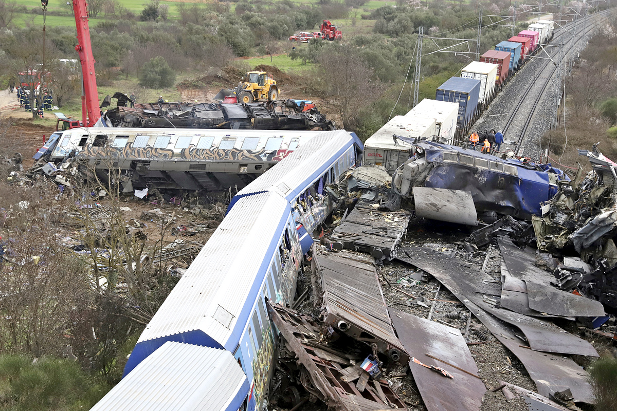 Two trains collide in Greece - Sakshi13