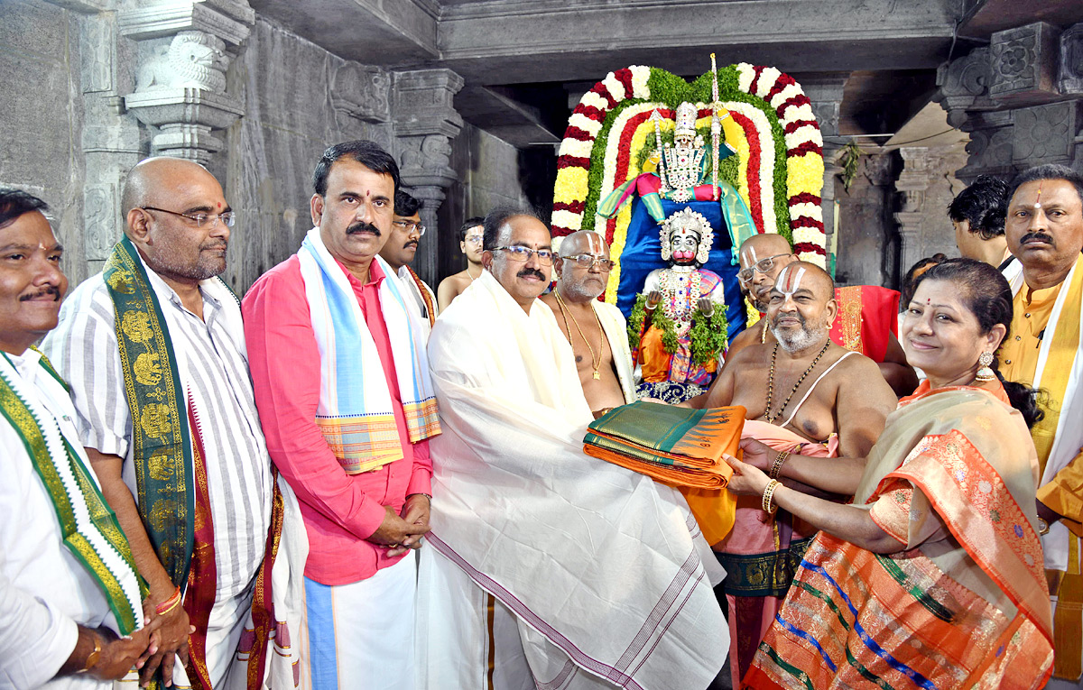 Yadadri Sri Lakshmi Narasimha Swamy Kalyana Mahotsavam - Sakshi3