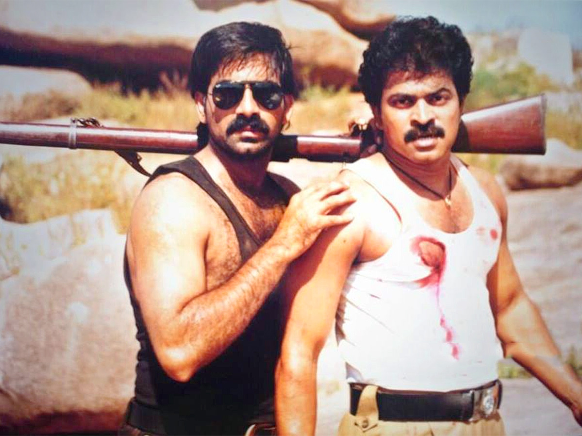 Tollywood Actor Mass Maharaja Ravi Teja Rare and Unseen Pics - Sakshi4