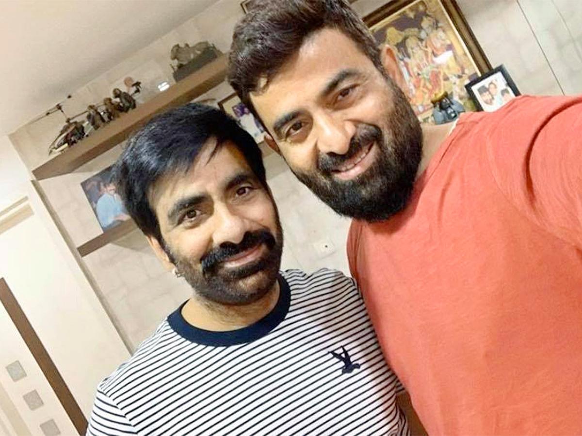 Tollywood Actor Mass Maharaja Ravi Teja Rare and Unseen Pics - Sakshi8