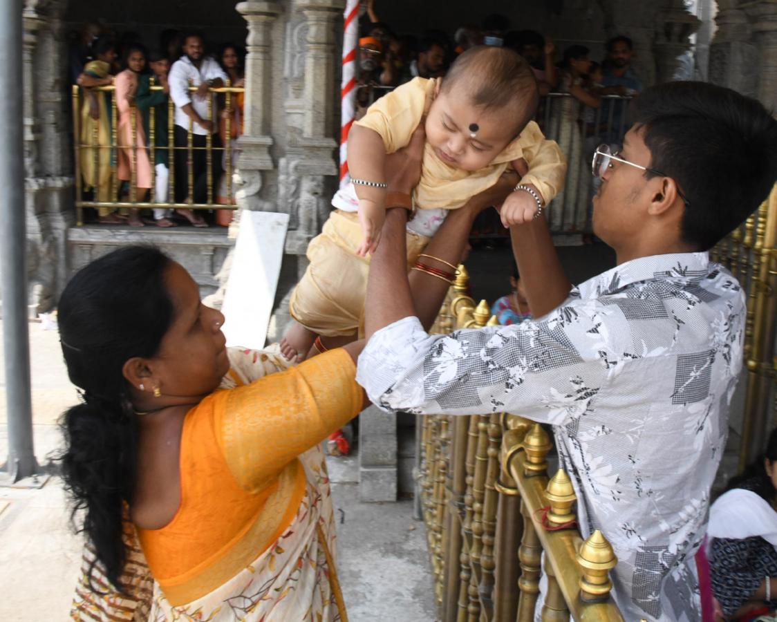 Huge Devotees Rush At Yadadri Sri Lakshmi Narasimha Swamy Temple - Sakshi14