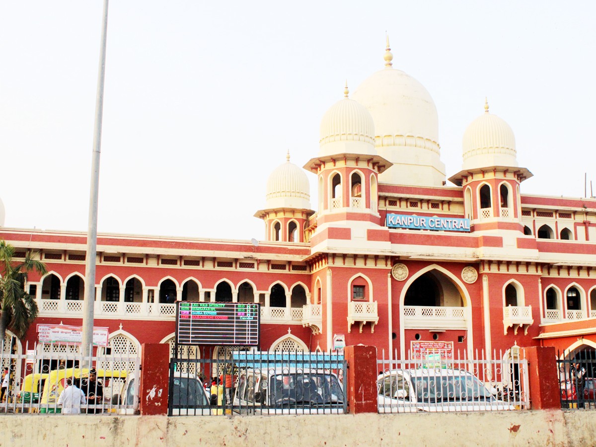 Top 10 Biggest Railway Stations In India Photos - Sakshi7