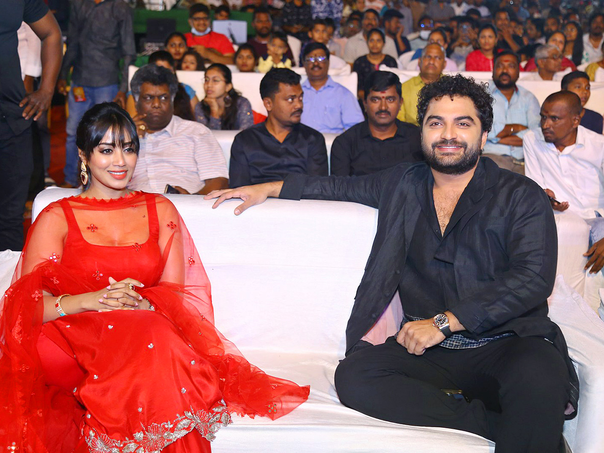 Das Ka Dhamki Trailer Launch Event In Karimnagar Photos - Sakshi5