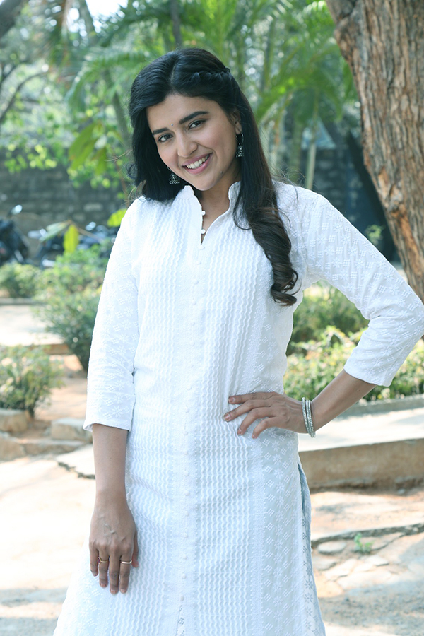 Actress Chitra Shukla Latest Pics - Sakshi13