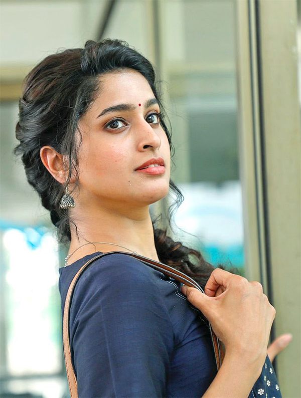 Tanya Ravichandran Latest Photos Viral - Sakshi19