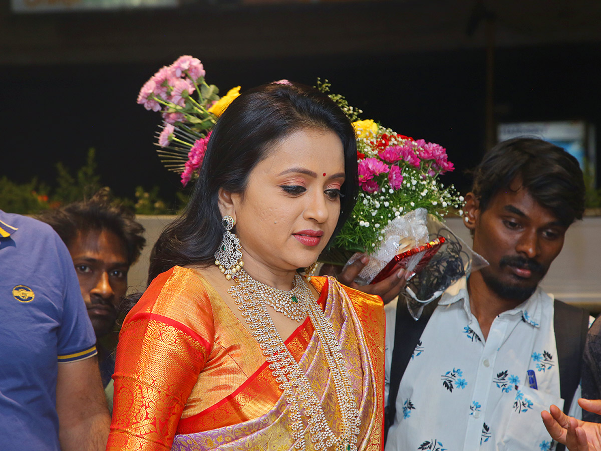 Anchor Suma Kanakala Opening in Jewellery Shop Pics - Sakshi3