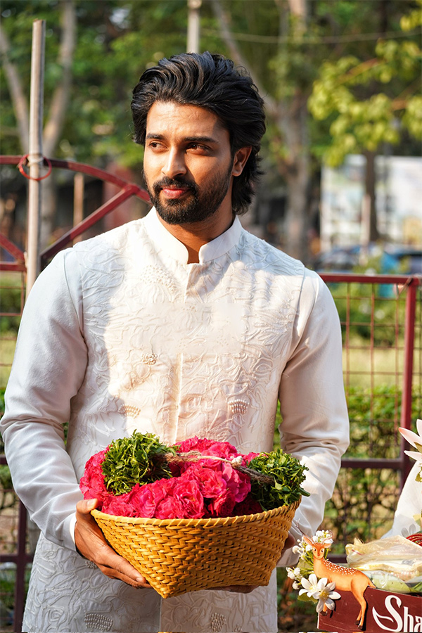 Samantha Prabhu Seeks Blessings Of Sri Peddamma Thalli Temple - Sakshi7