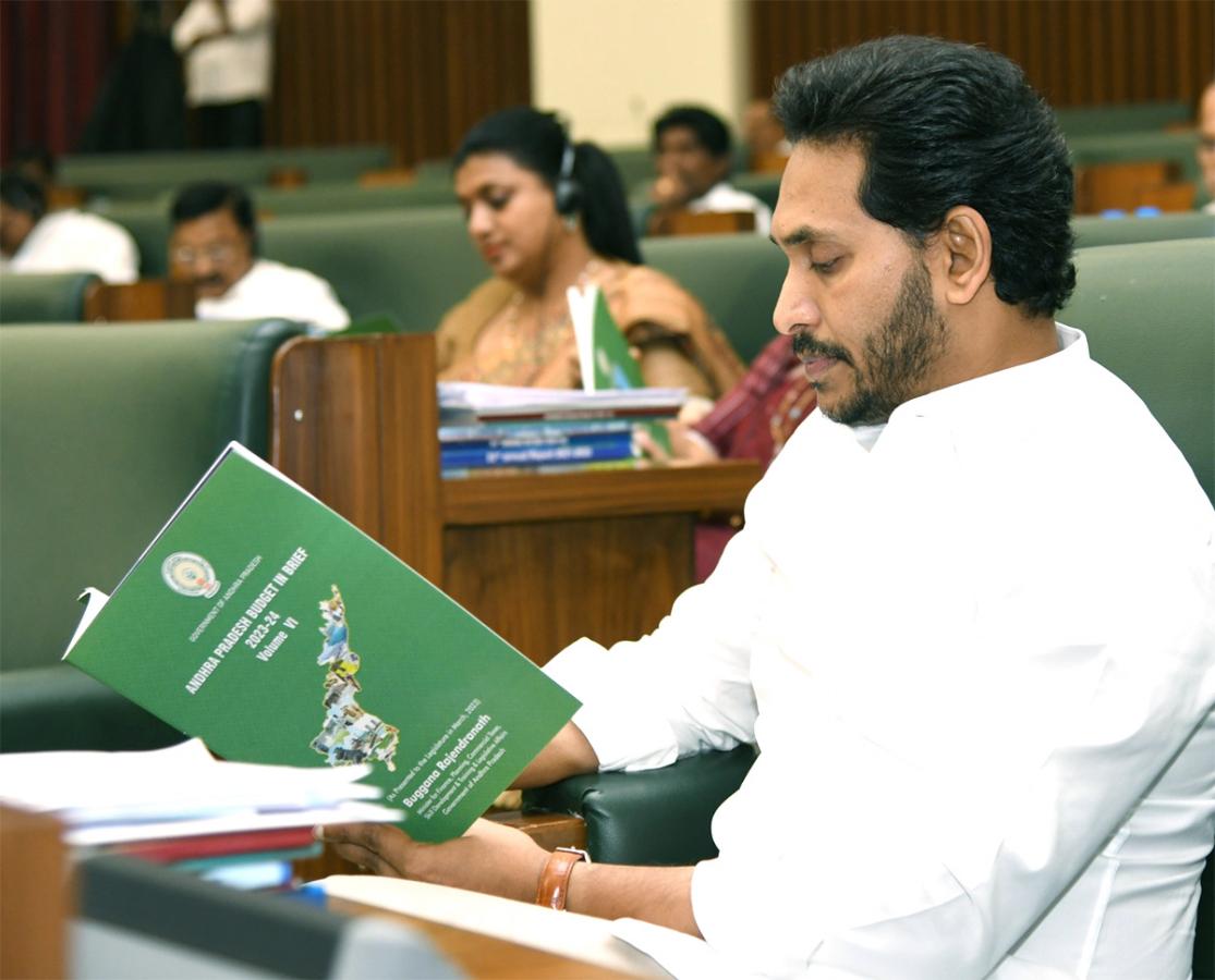 YS Jagan mohan Reddy Photos in AP Budget 2023  - Sakshi4