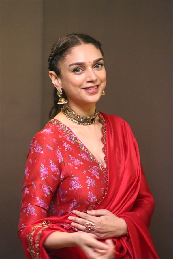 Aditi Rao Hydari Cute Pics - Sakshi4