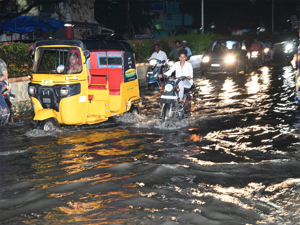 Heavy Rain in Tirupati Photos - Sakshi2