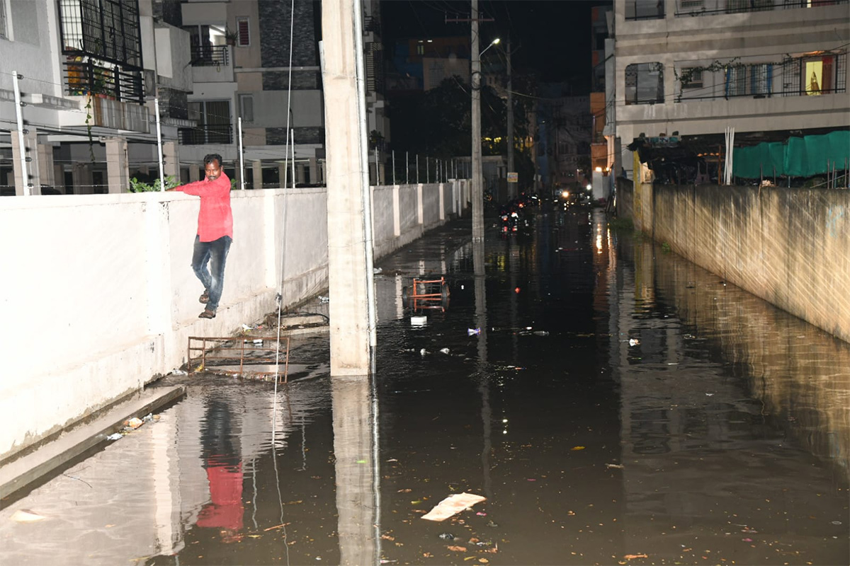 Heavy Rain in Tirupati Photos - Sakshi6