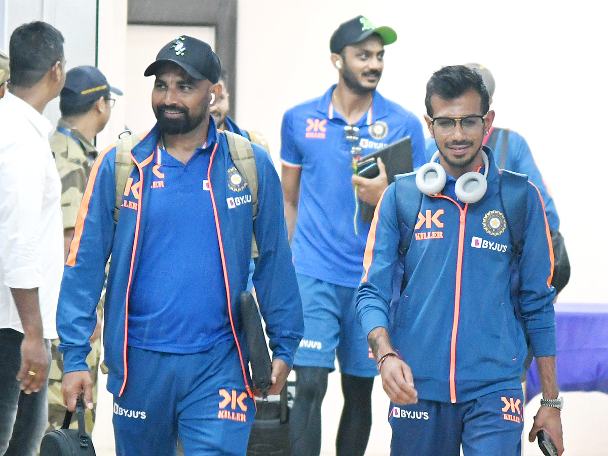 Team India and Team Australia Cricketers Reach To Vizag Photos - Sakshi11