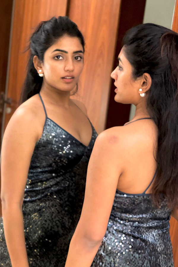 Tollywood Actress Eesha Rebba Beautiful Photos - Sakshi2