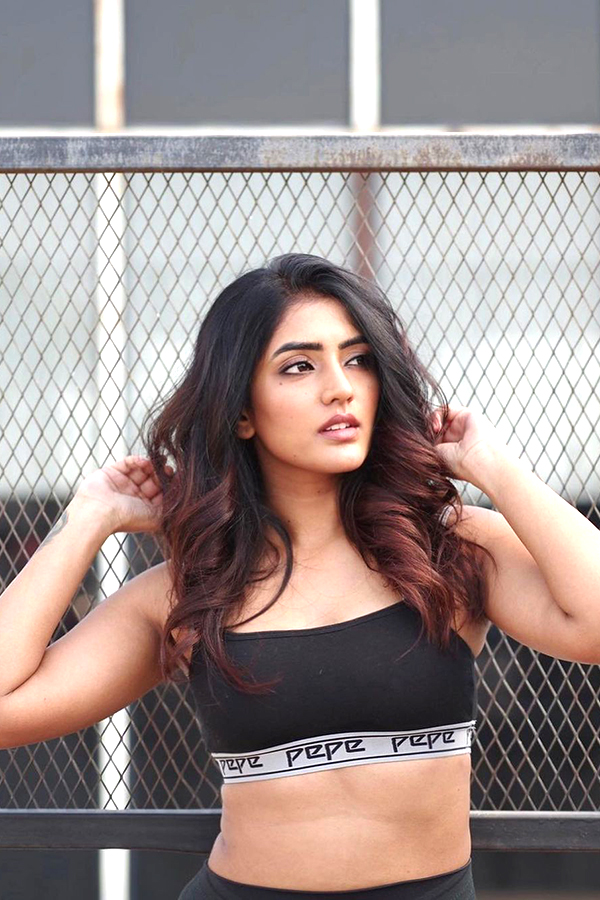 Tollywood Actress Eesha Rebba Beautiful Photos - Sakshi7