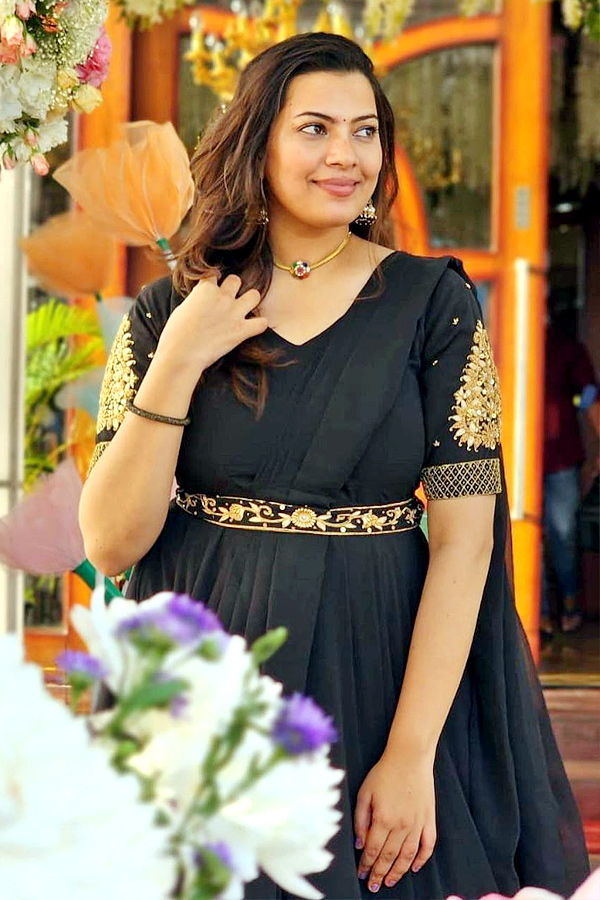 Singer Geetha Madhuri Beautiful Photos - Sakshi13