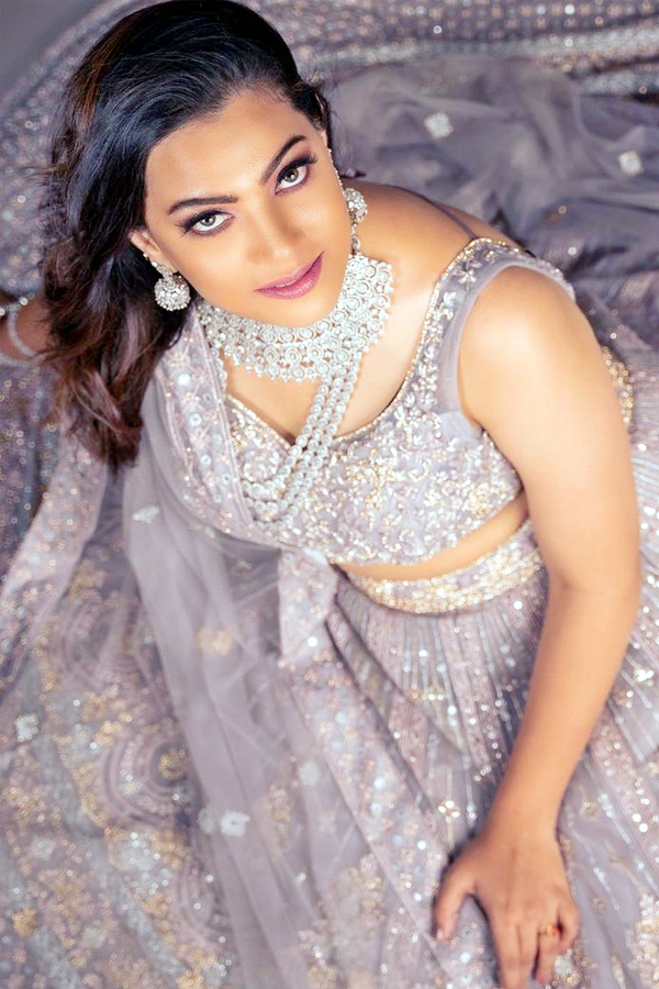 Singer Geetha Madhuri Beautiful Photos - Sakshi6