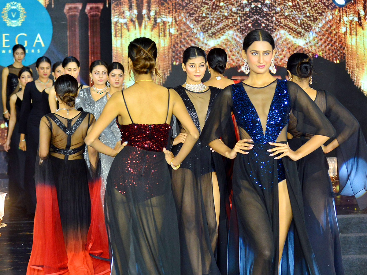 Models Ramp Walk in Vijayawada - Sakshi2