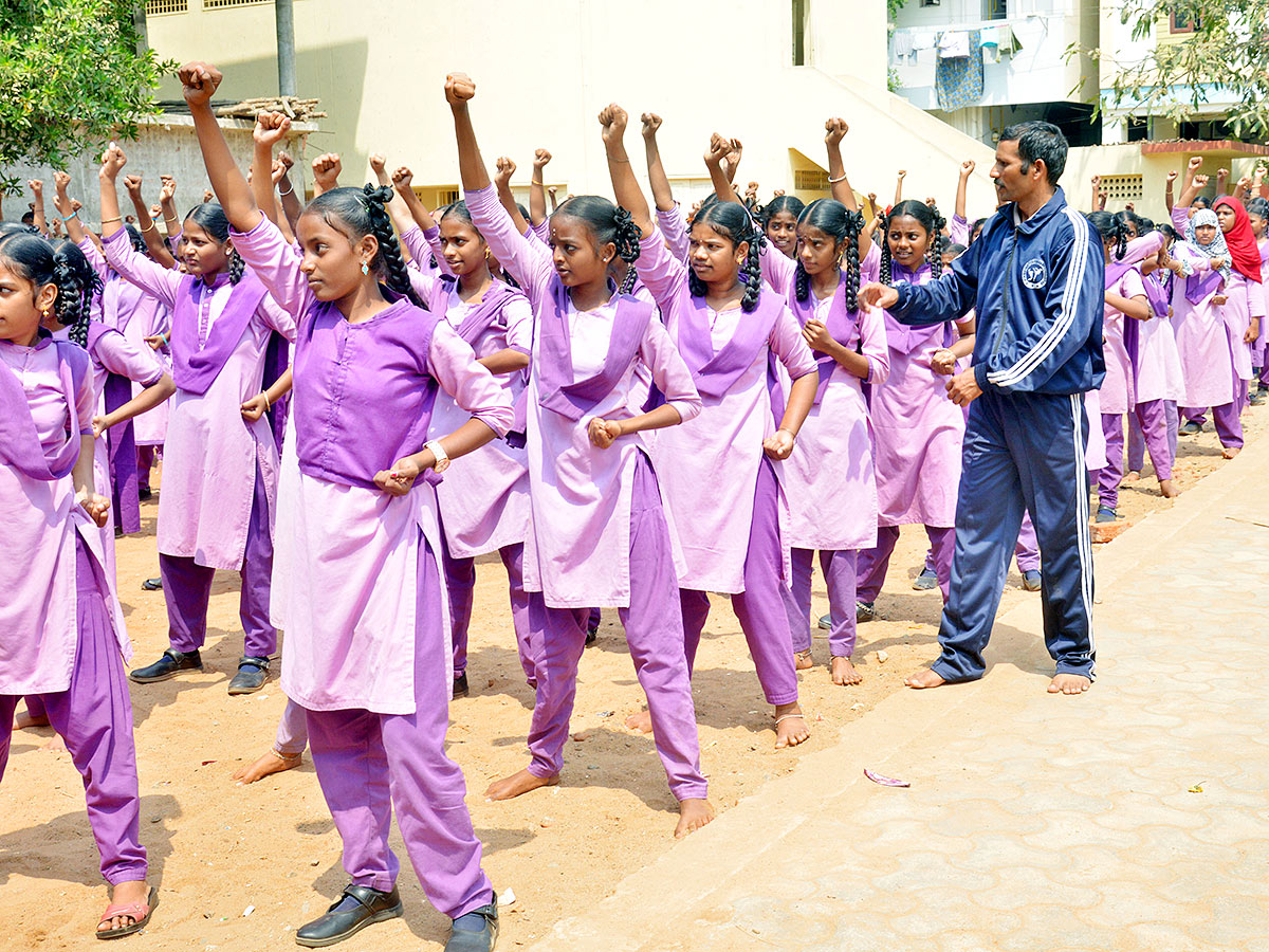 Self Defense Training For Girls In Vijayawada - Sakshi12