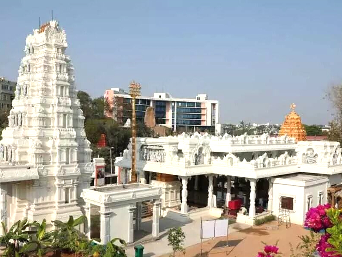 Most Famous And Spiritual Temples In Hyderabad Photos - Sakshi5