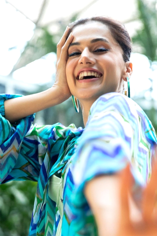 Actress Taapsee Pannu Latest Beautiful Photos - Sakshi19