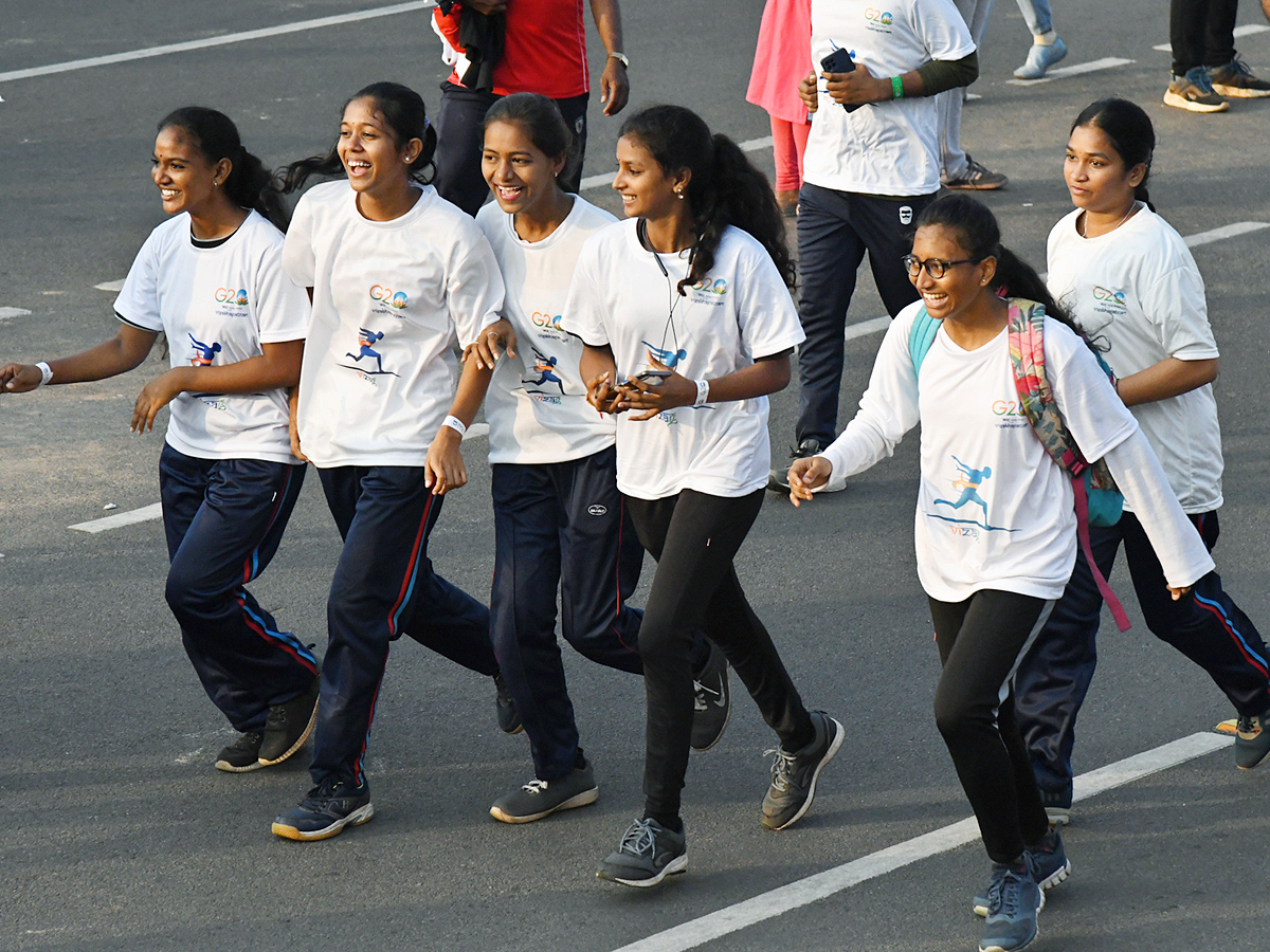 G-20 Marathon at RK Beach Visakhapatnam Photos - Sakshi2