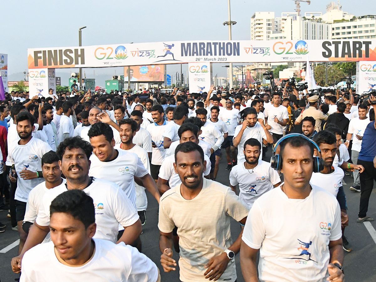 G-20 Marathon at RK Beach Visakhapatnam Photos - Sakshi1