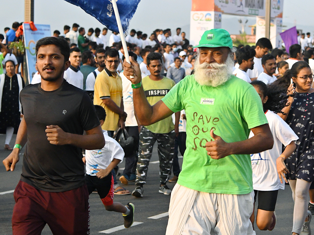 G-20 Marathon at RK Beach Visakhapatnam Photos - Sakshi8