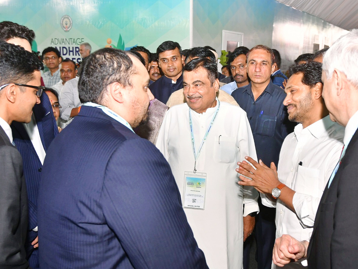 CM Jagan and Union Minister Nitin Gadkari inaugurated the industrial exhibition Photos - Sakshi5