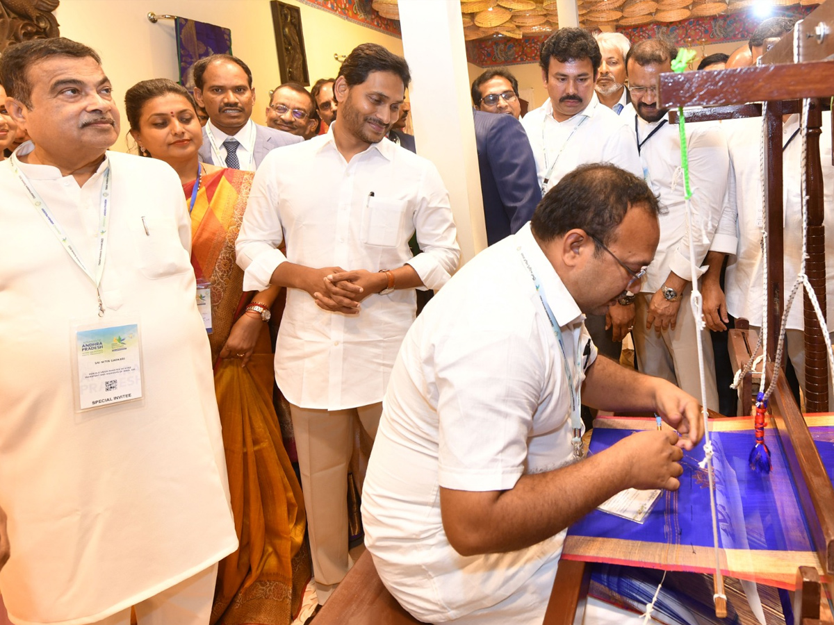 CM Jagan and Union Minister Nitin Gadkari inaugurated the industrial exhibition Photos - Sakshi16