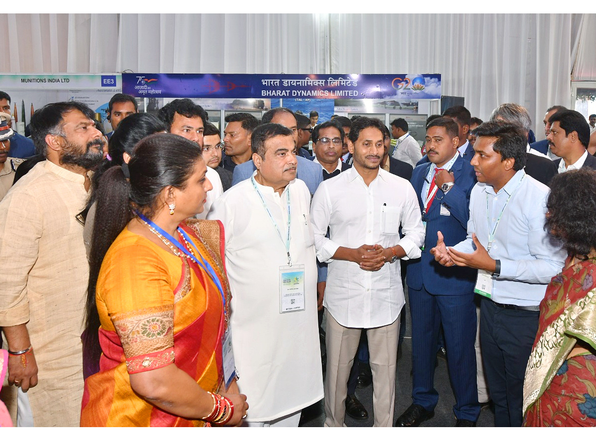 CM Jagan and Union Minister Nitin Gadkari inaugurated the industrial exhibition Photos - Sakshi8