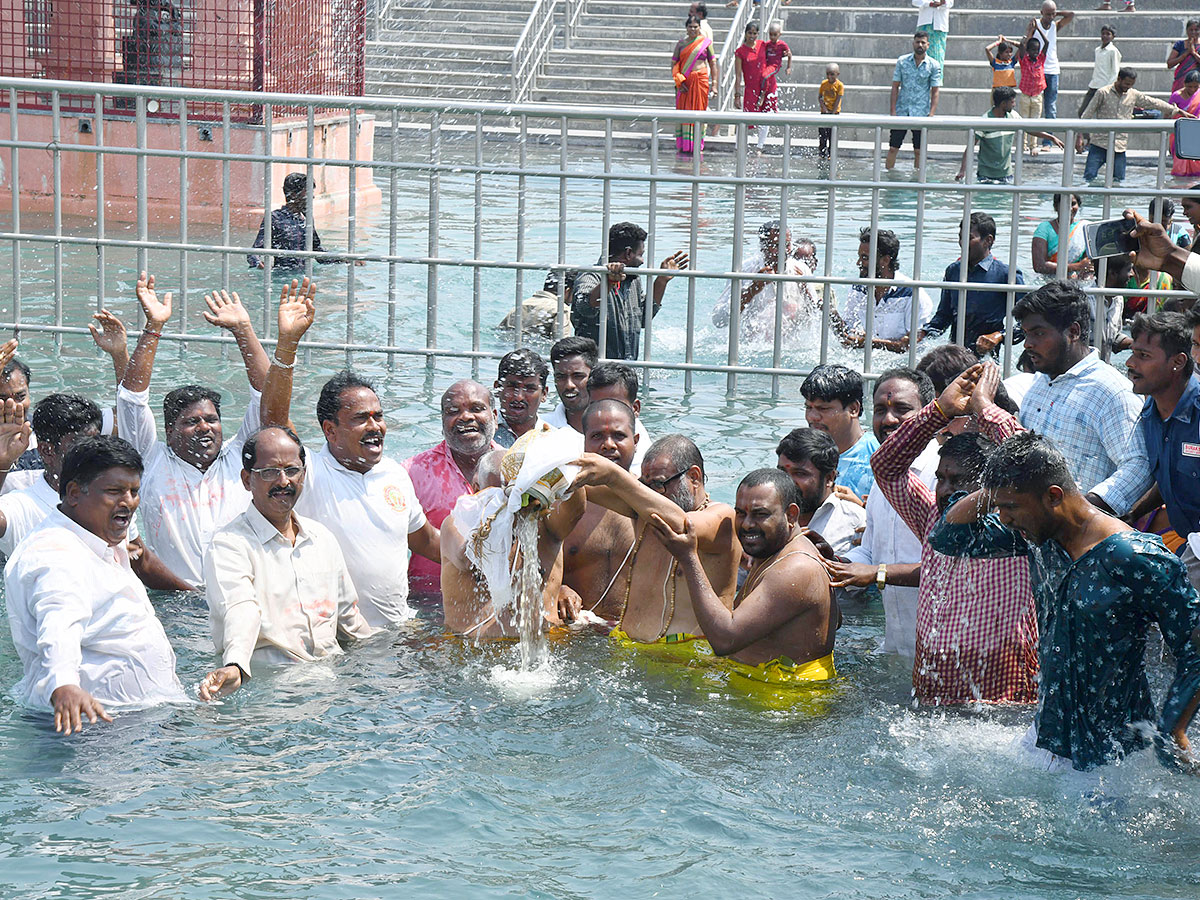 Yadagirigutta Narasimha Temple Brahmotsavams 2023 - Sakshi16