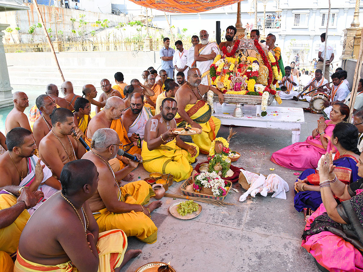 Yadagirigutta Narasimha Temple Brahmotsavams 2023 - Sakshi21