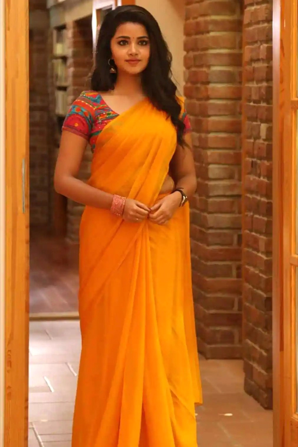 Actress Anupama Parameswaran Latest Stunning Photos - Sakshi12