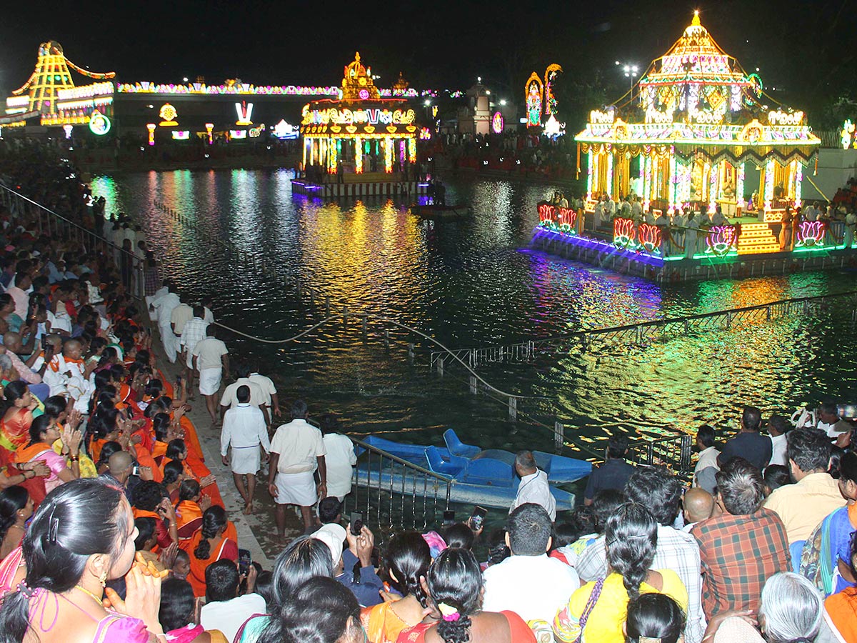 Srivari Salakatla Theppanotsavam in Tirumala - Sakshi15