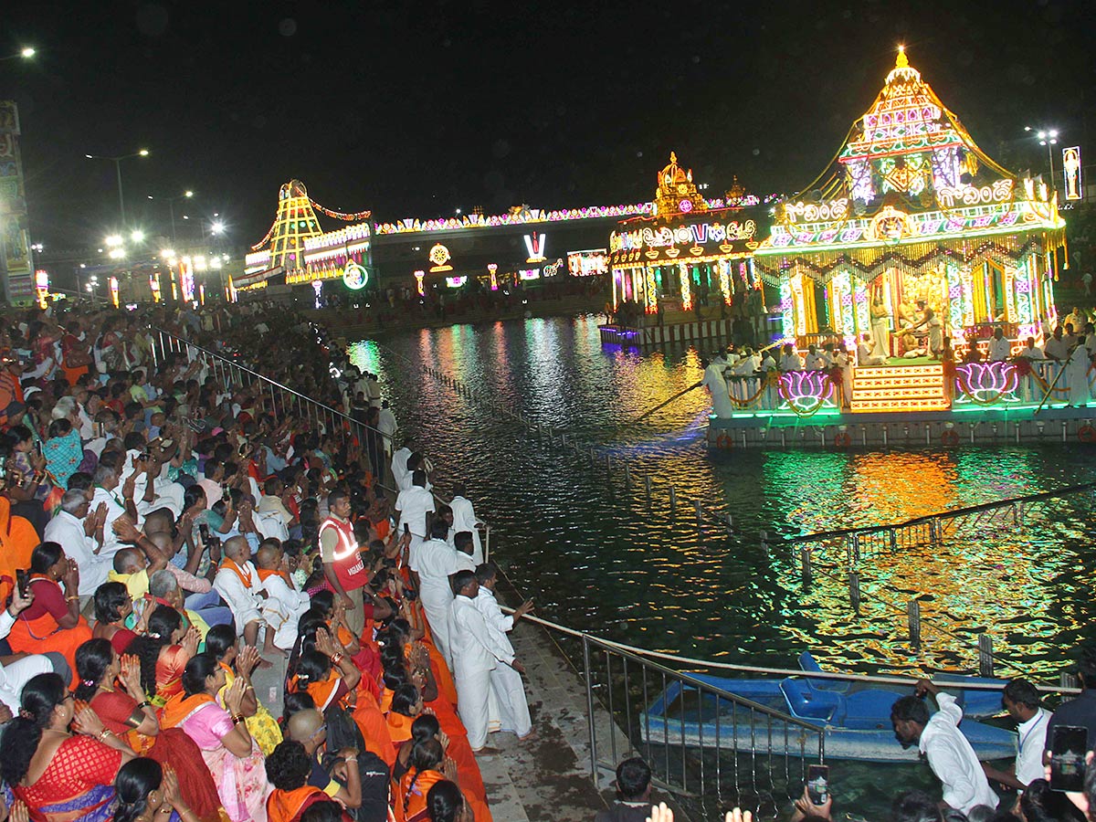 Srivari Salakatla Theppanotsavam in Tirumala - Sakshi16