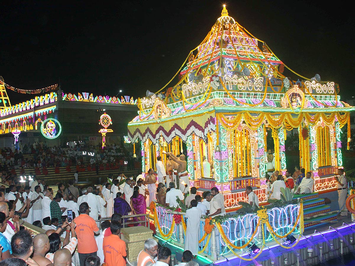 Srivari Salakatla Theppanotsavam in Tirumala - Sakshi9