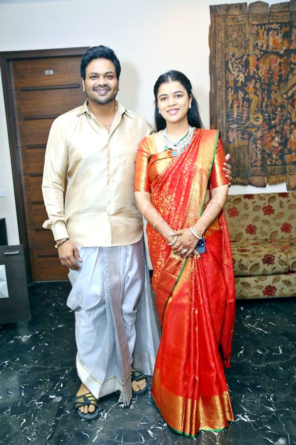 Manchu Manoj And bhuma Mounika Visiting Tirumala After Marriage - Sakshi6