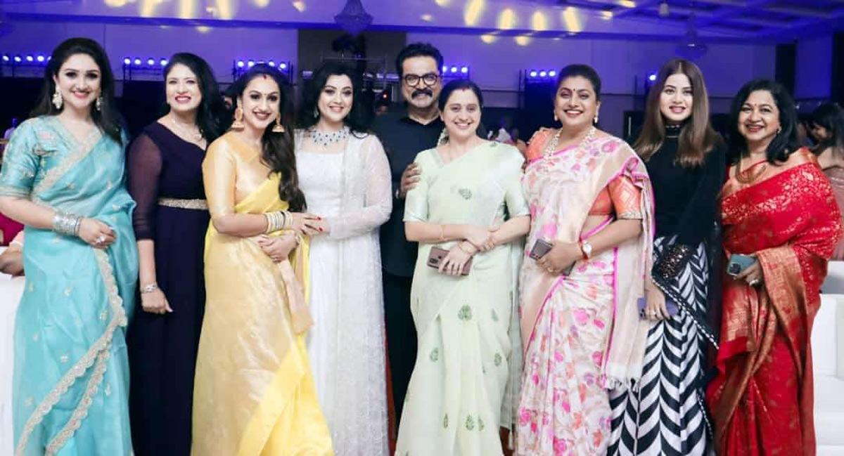 Meena 40 Event Rajinikanth Boney Kapoor Other Celebrities Pics - Sakshi8