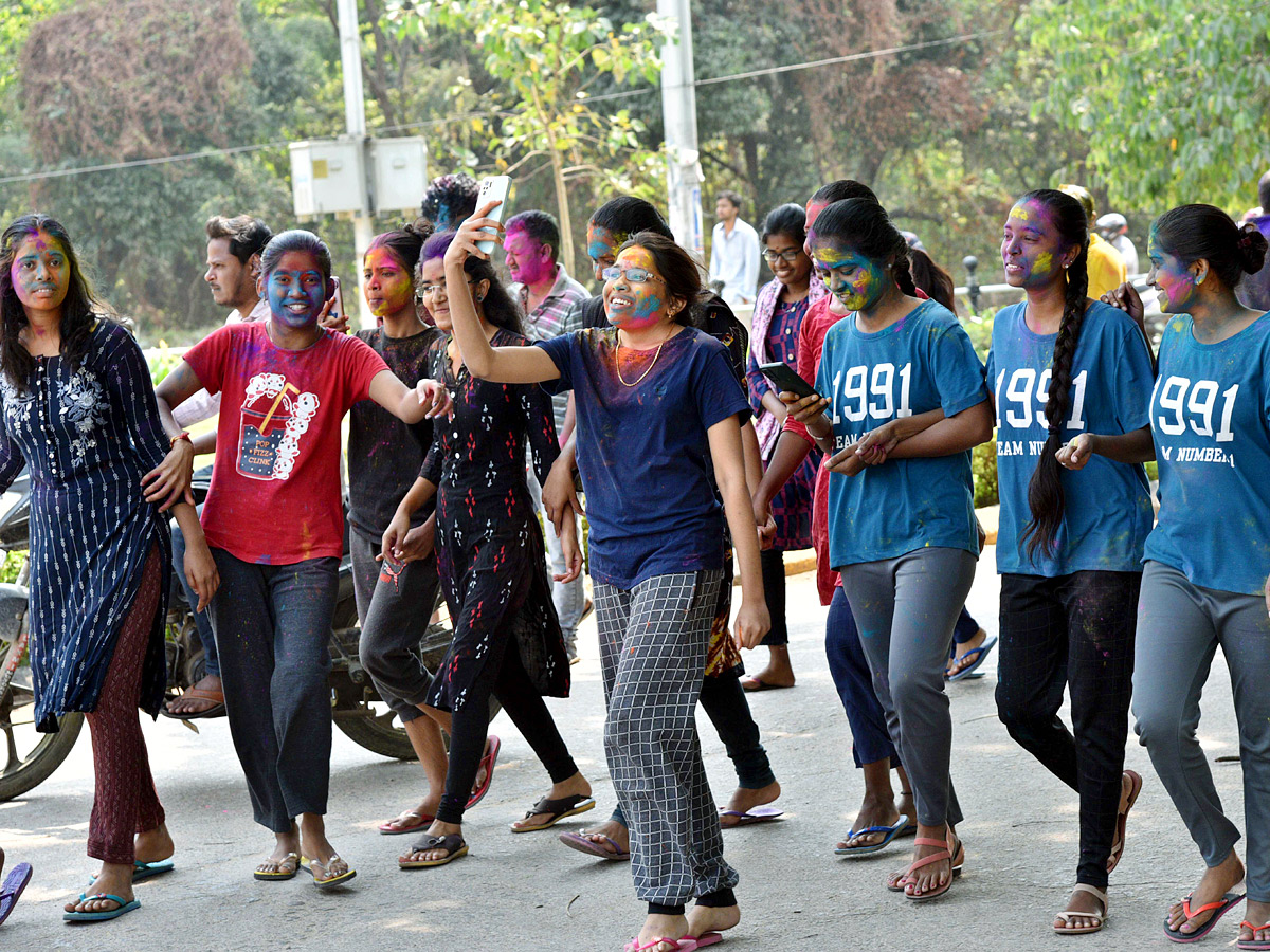 Holi Celebration in Hyderabad Photos - Sakshi16