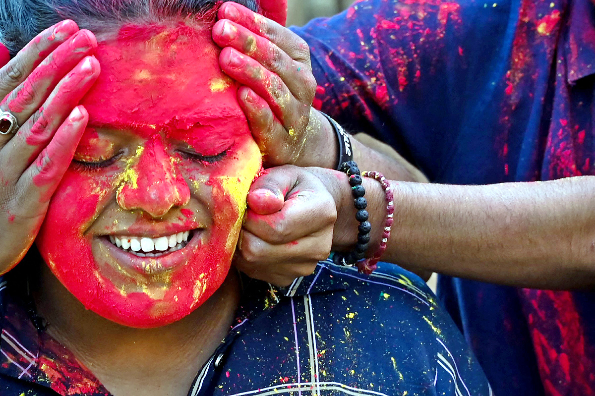 India celebrates Holi festival of colours - Sakshi7