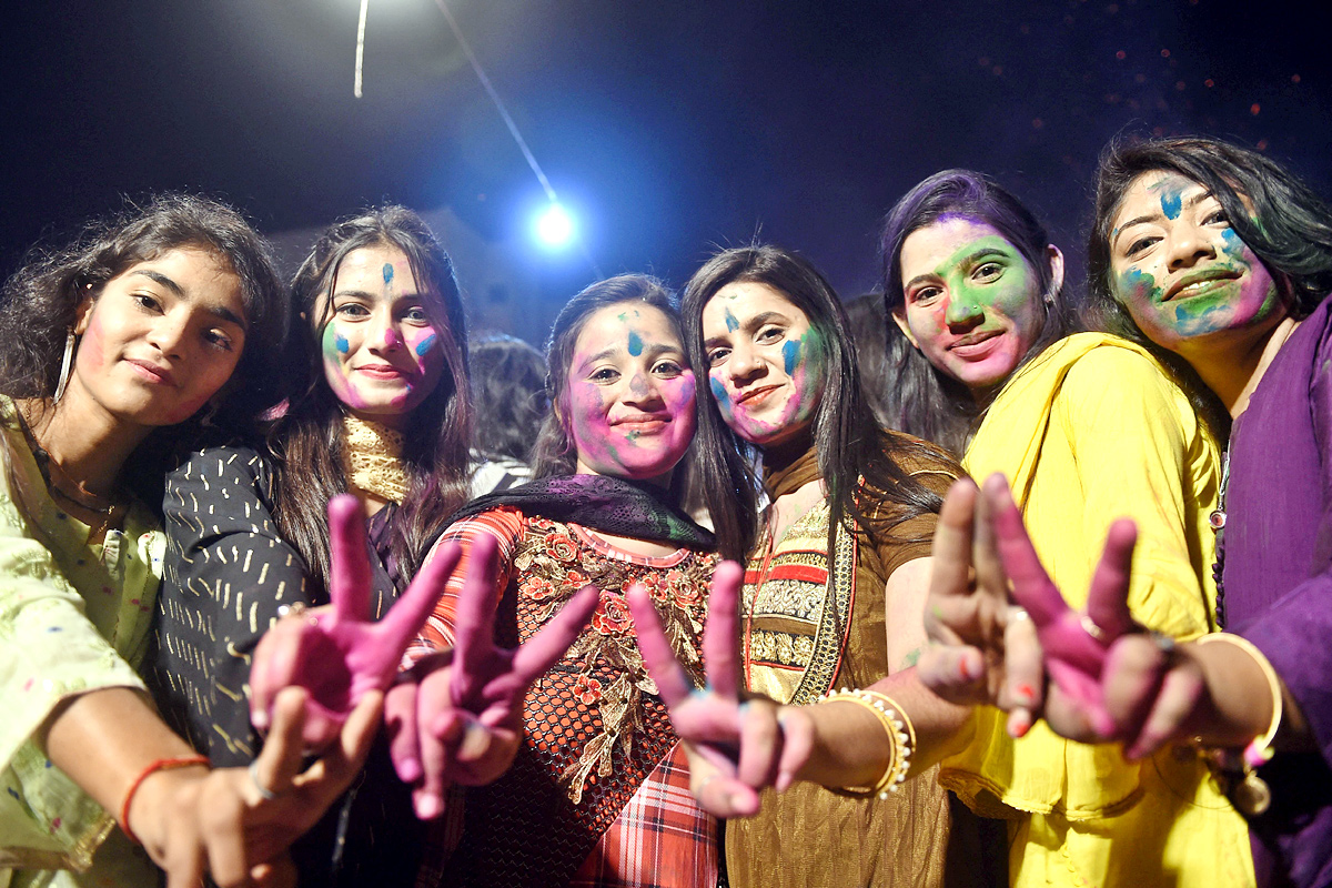 India celebrates Holi festival of colours - Sakshi13