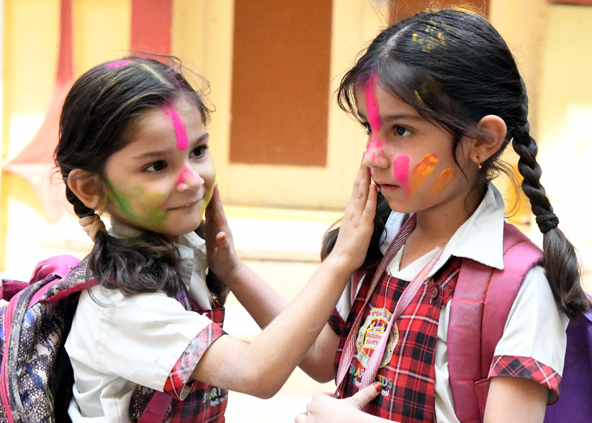 Holi Festival Celebrations At Begum Bazar   - Sakshi1