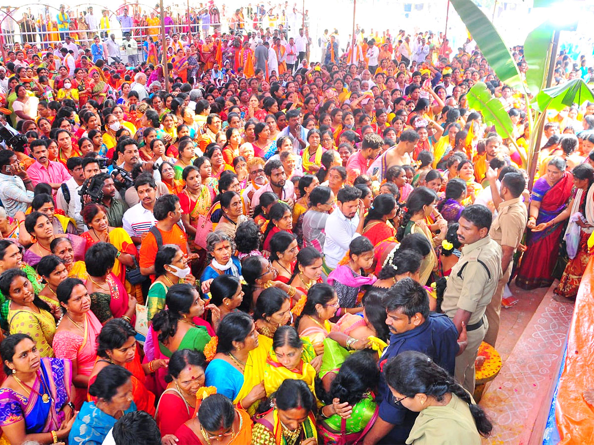 Vasanthotsavam at Bhadradri temple Photos - Sakshi11