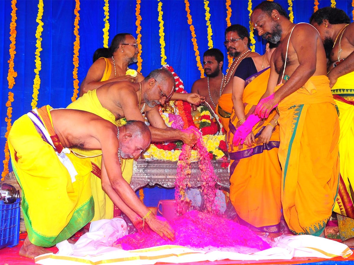 Vasanthotsavam at Bhadradri temple Photos - Sakshi18