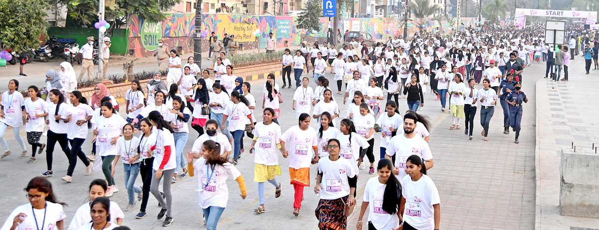 She Team conducted 2k, 5k Run part of Womens Day - Sakshi11