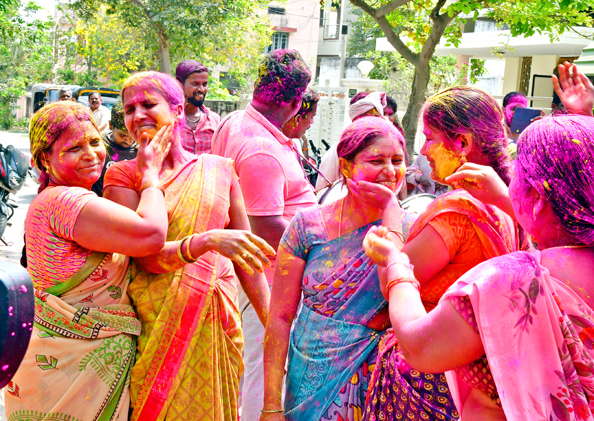 Happy Holi celebrations Nalgonda - Sakshi15