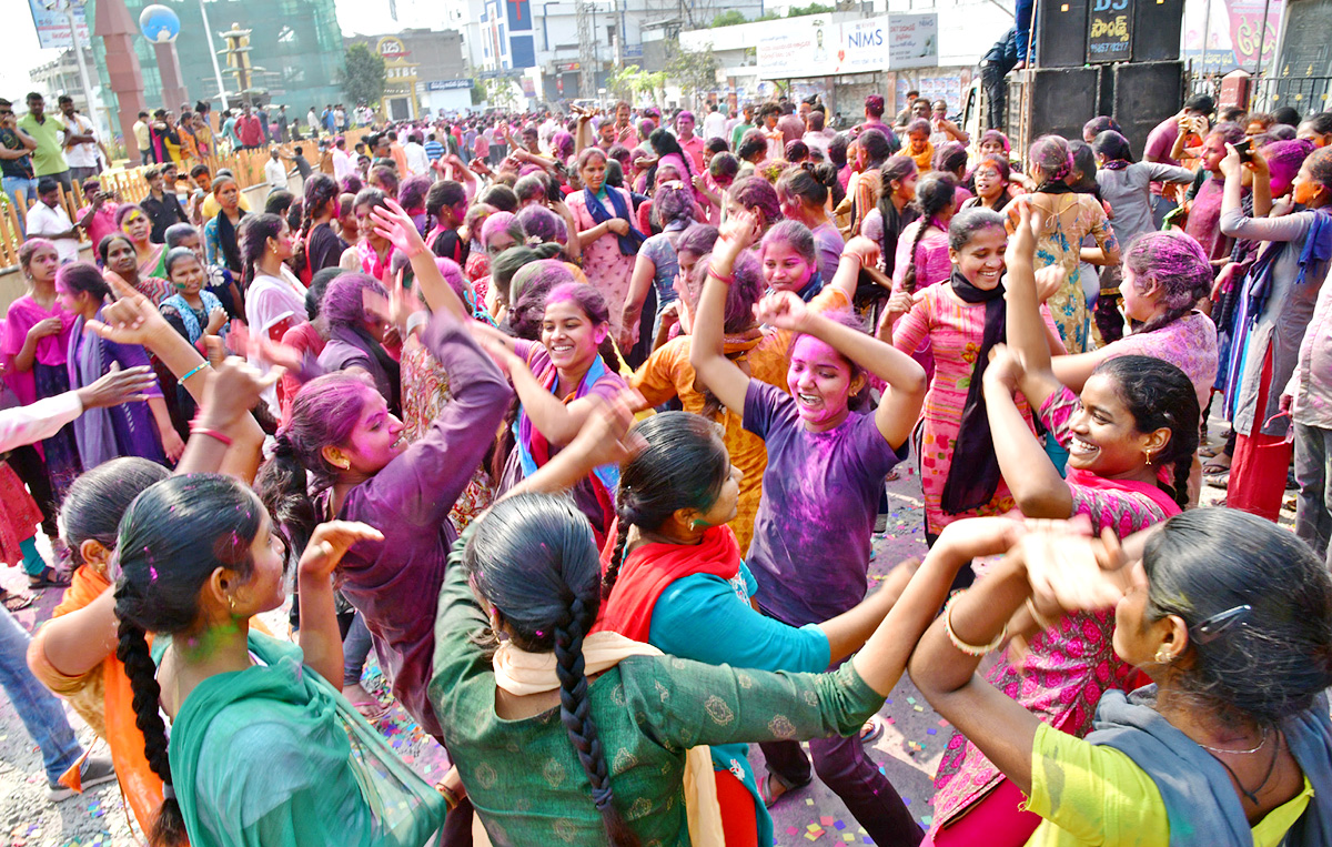 Happy Holi celebrations Nalgonda - Sakshi17