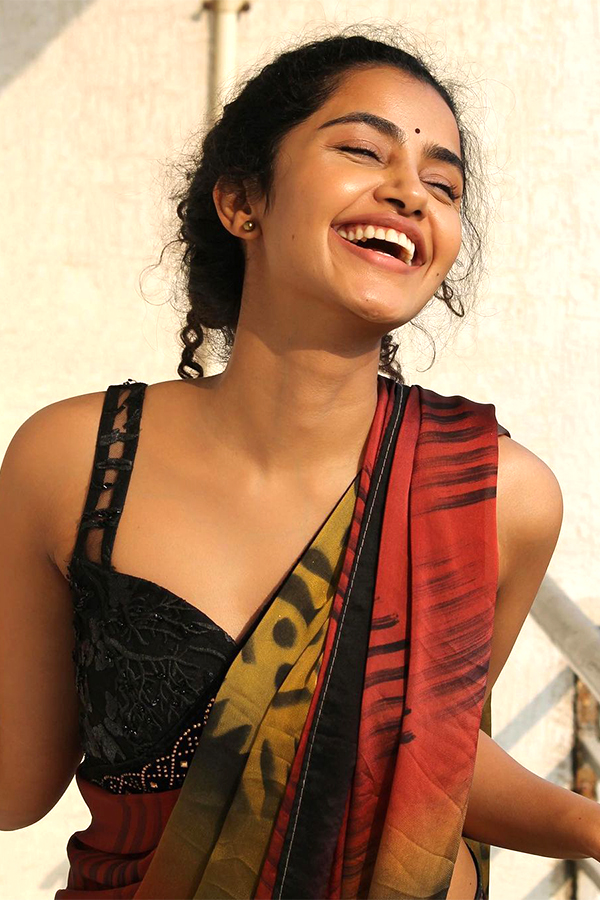 Actress Anupama Parameswaran Latest Photos - Sakshi12